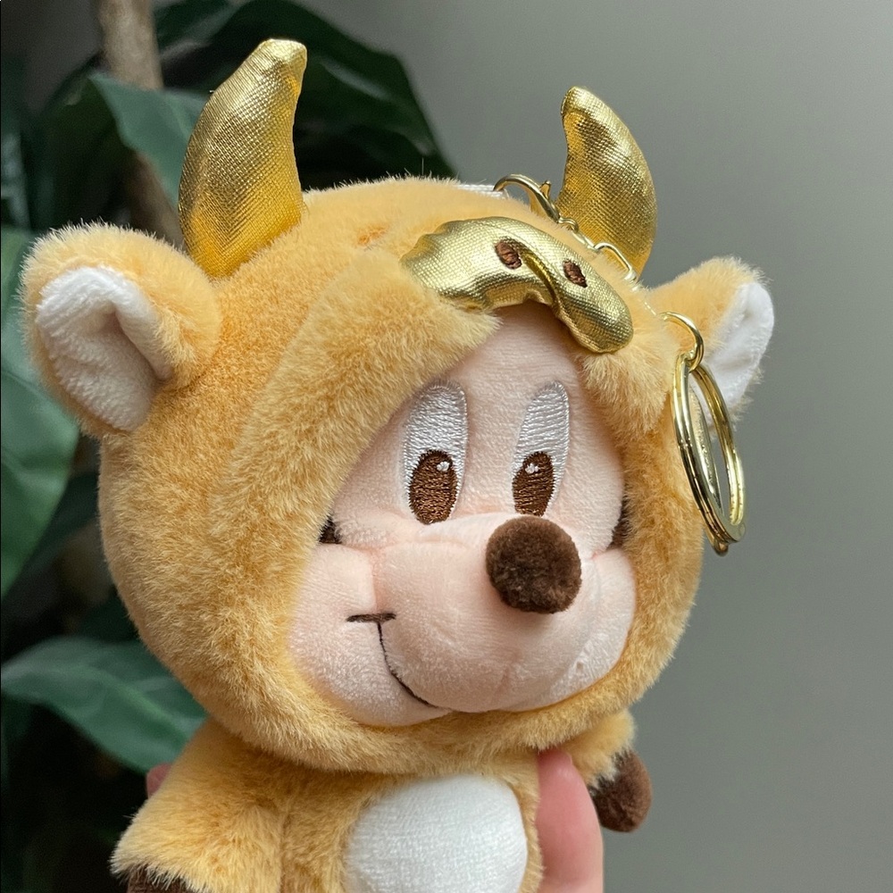 New 2021 Mickey Animal Dress Up Plush Bull Taurus Keychain Keyring Bag Plushie - Picture 3 of 8
